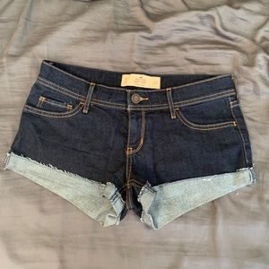 NWOT, Hollister low-rise shorts, Sz 5/w27